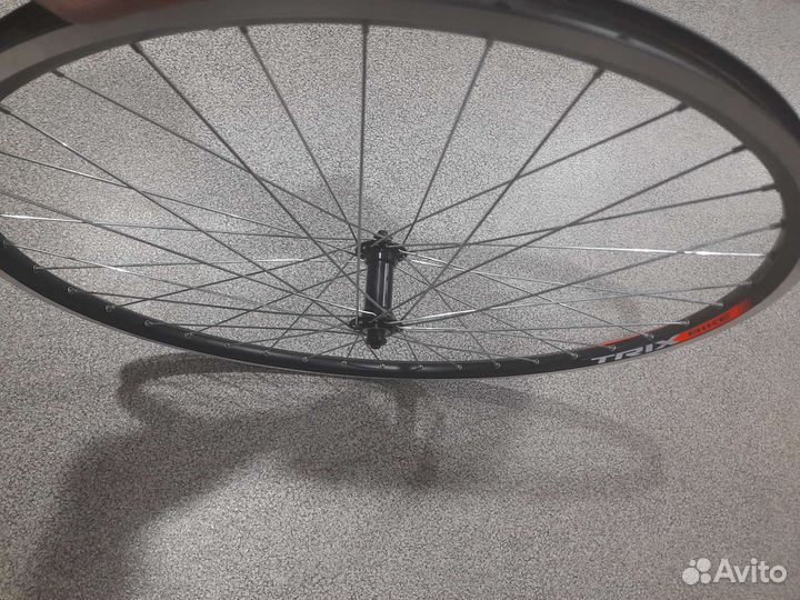 Переднее велосипедное колесо 29