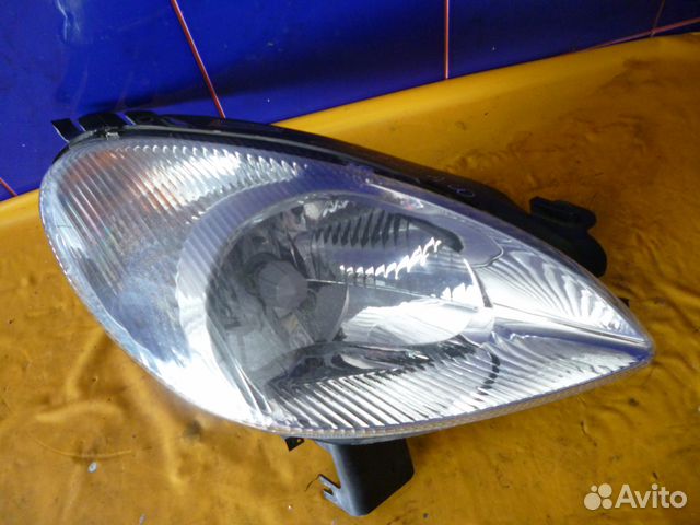 Фара передняя правая Citroen Xsara Picasso