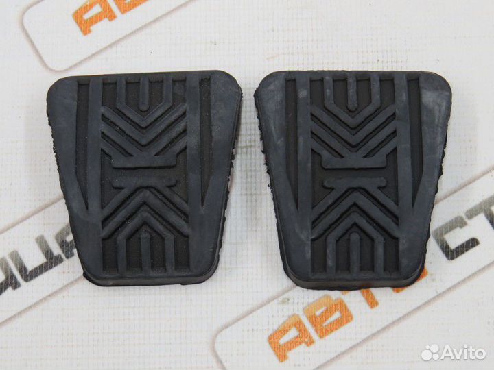 Резинки на педали