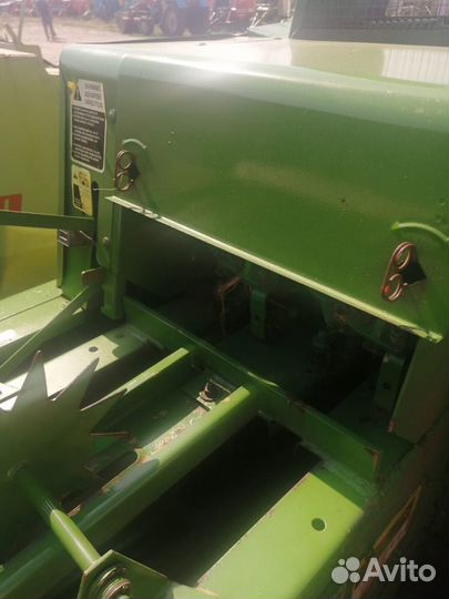 Пресс-подборщик John Deere 332 A, 1990