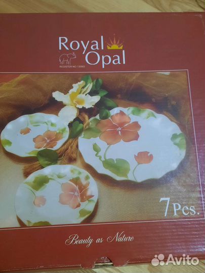 Тарелки мелкие. Из серии не бьющиеся и блюдо