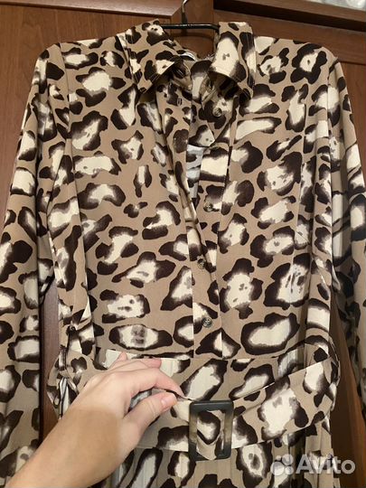 Платье Zarina 44 с анималистичным принтом