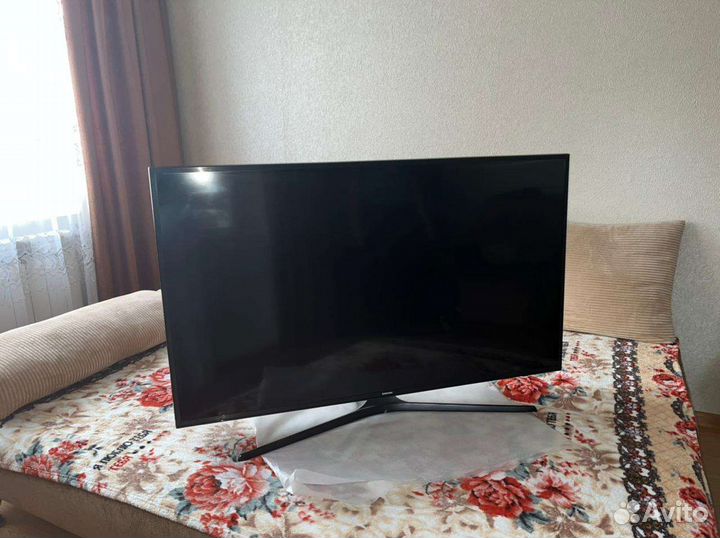 Телевизор samsung