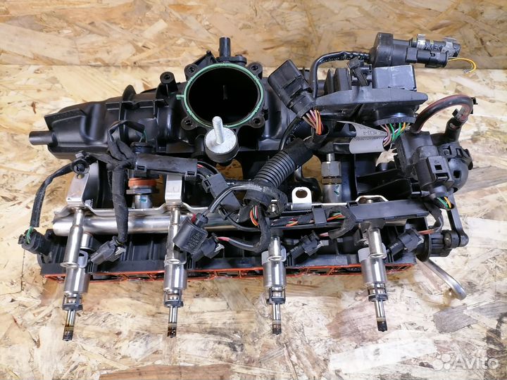 Коллектор впускной Audi A4 B8 2.0T CDN