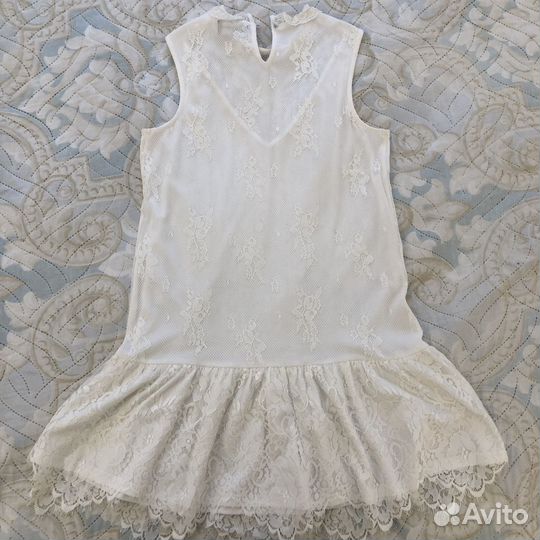 Платье кружевное