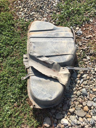 Toyota corolla 120 бензобак