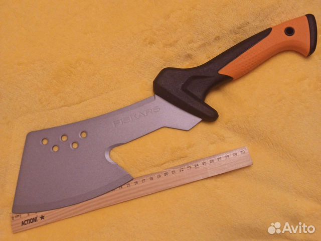 Редкая новинка топорик Фискарс