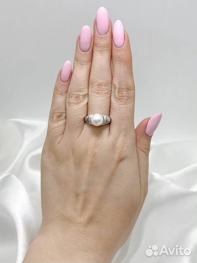 Золотое кольцо с бриллиантами, жемчуг 585 / 4.53 г