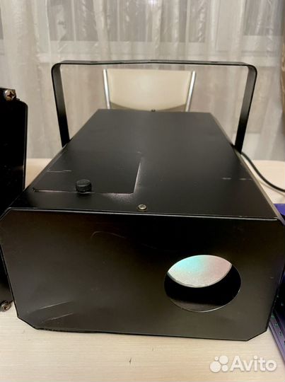 Продам лазер, 2 световых прибора, дым машина