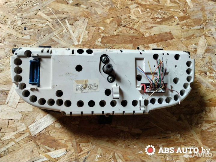 Панель приборов (щиток) Renault Laguna рест. 2001