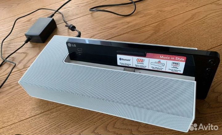 Док станция LG ND4520