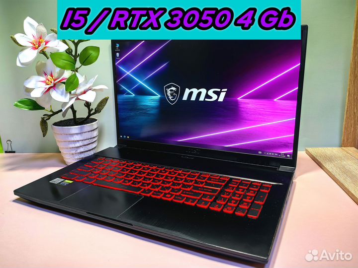 Игровой ноутбук MSI i5 / RTX 3050 4 Gb / 17,3