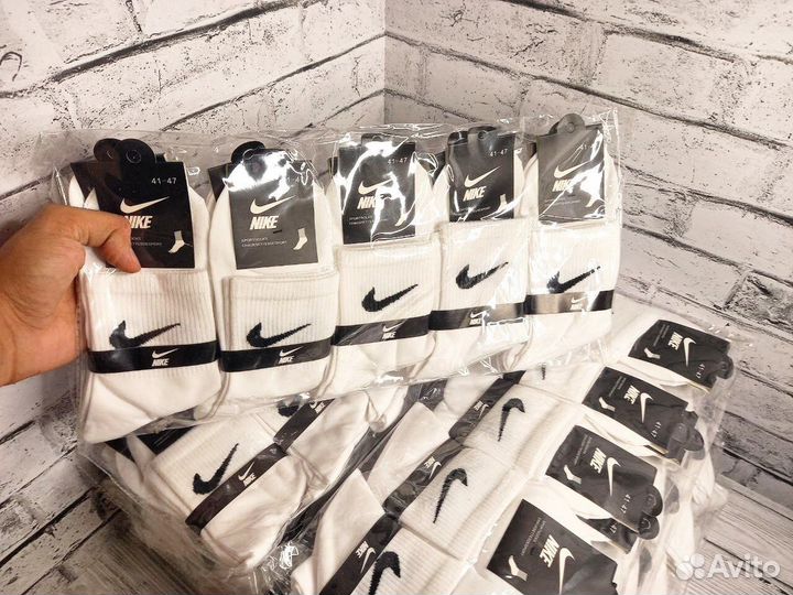 Носки Nike высокие белые
