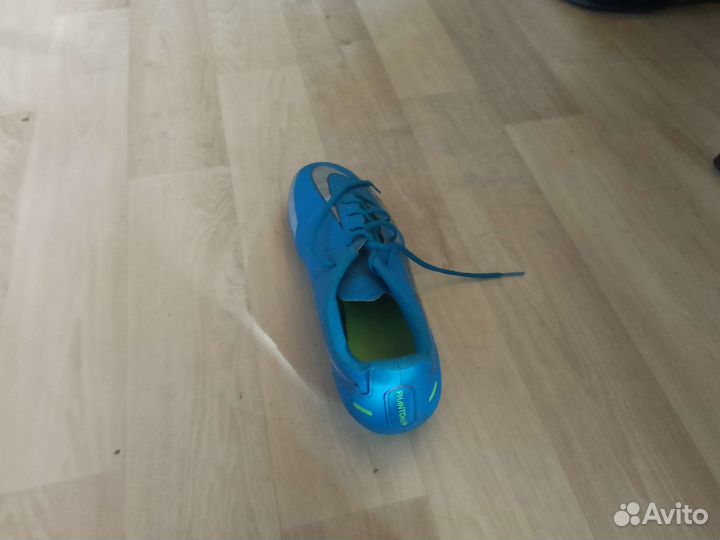 Футбольные бутсы nike phantom 40 размер