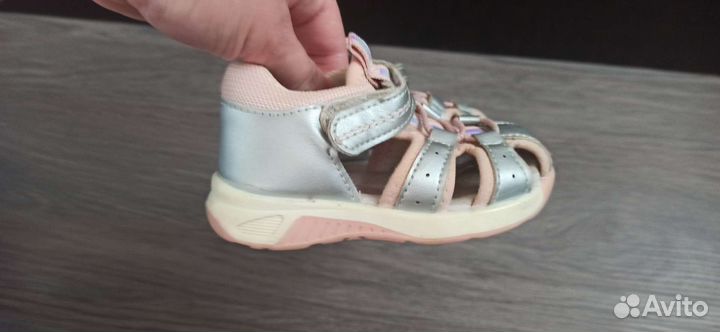 Сандали для девочки