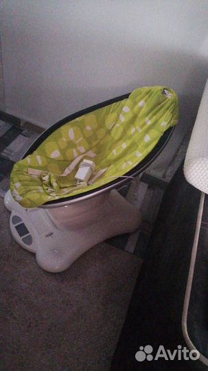 Детские электронные качели mamaroo