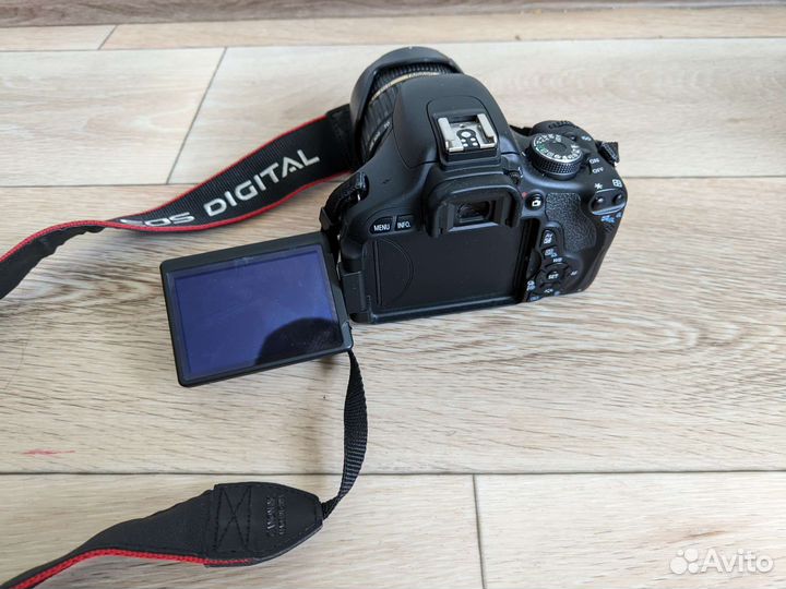 Зеркальный фотоаппарат canon 600d