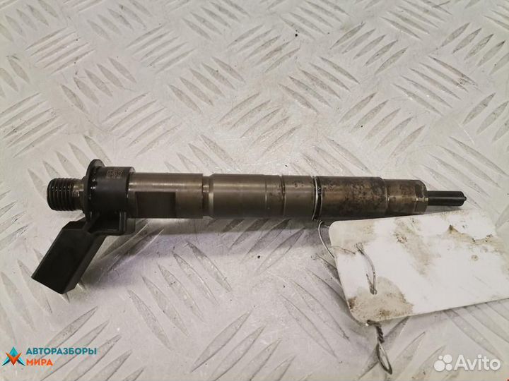 Форсунка BMW 5 E60/E61 рест. 2008 13537797877