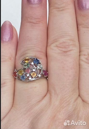 Серебряное кольцо с сапфирами