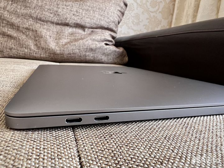 Apple MacBook Pro 13inch 2020 i7 512Gb/32Gb