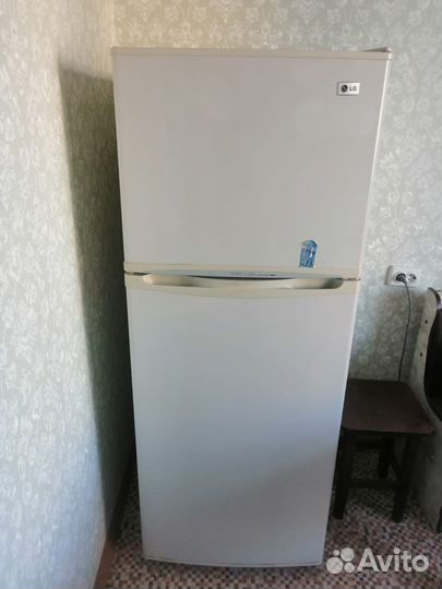 Холодильник бу lg