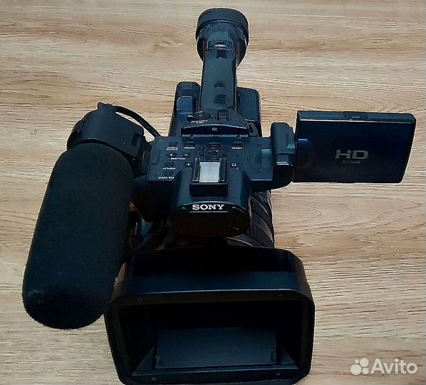 Sony HDR- AX 2000