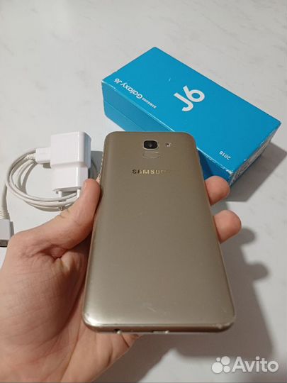 Samsung Galaxy J6 (2018), 3/32 ГБ