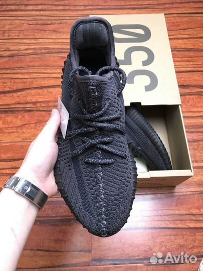 Кроссовки Adidas Yeezy Boost 350 v2 Black