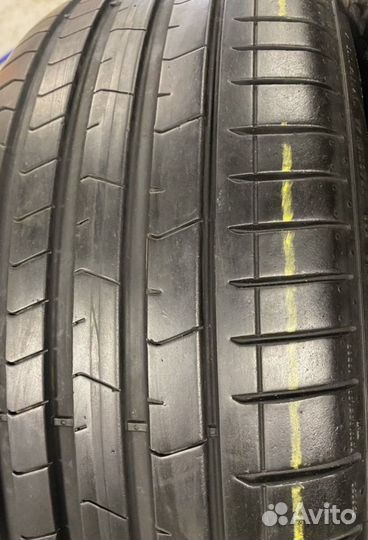 Pirelli P Zero PZ4 245/45 R20