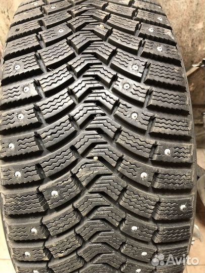 Michelin X-Ice North 245/45 R17 99T