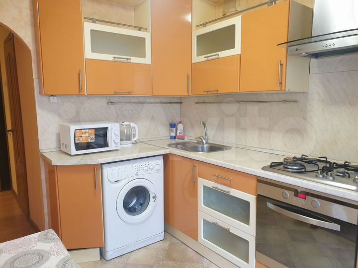 2-к. квартира, 55 м², 4/9 эт.