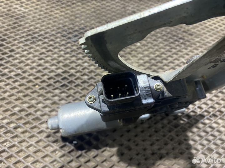 Стеклоподьемник передний левый opel vectra B