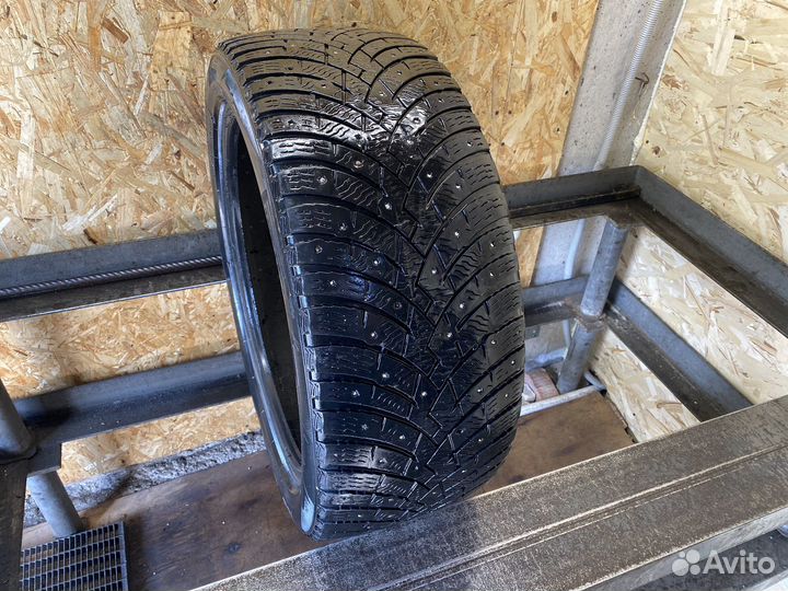 Pirelli Ice Zero 2 235/45 R18 98H