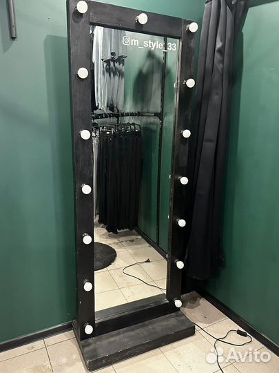 Зеркало с подсветкой