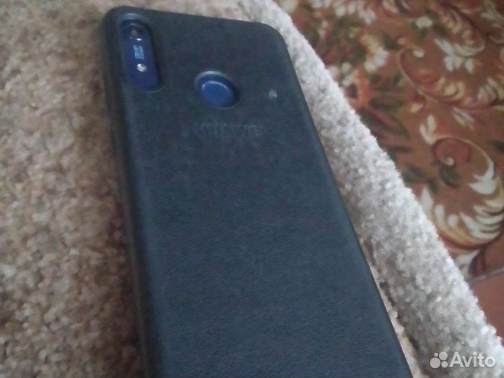 Телефон honor 8A