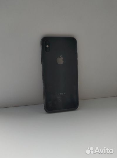 iPhone X, 64 ГБ