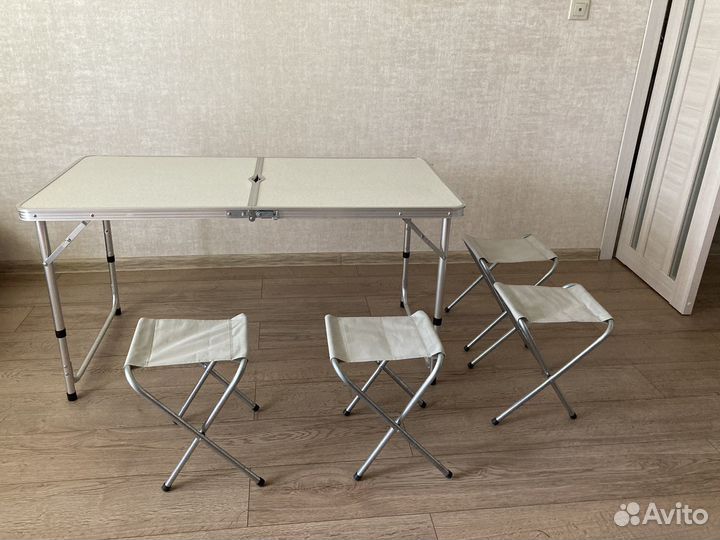 Стол туристический + 4 стула