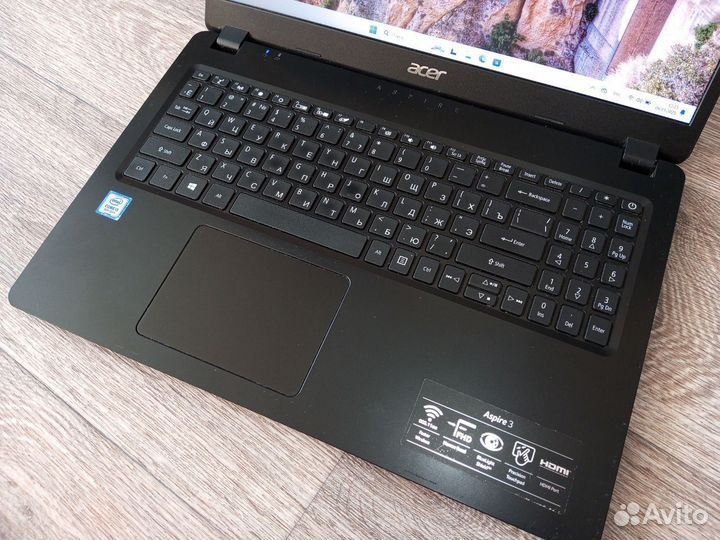 Acer 15.6 FHD i3-8130 8/256