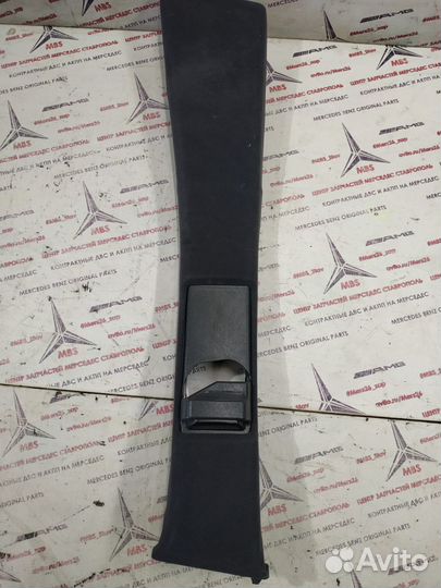 Обшивка стойки w210 Mercedes левая