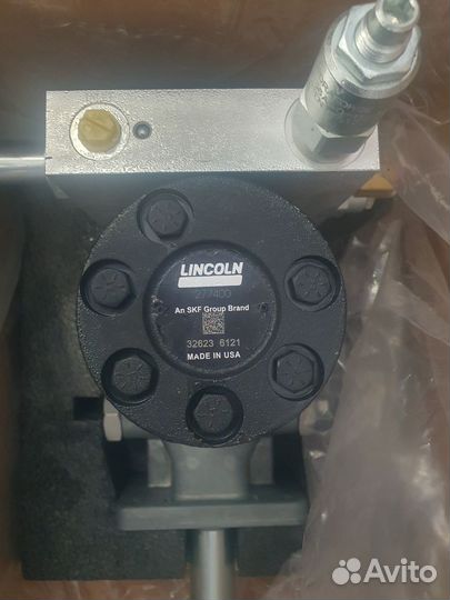 Насос смазки Lincoln 85732
