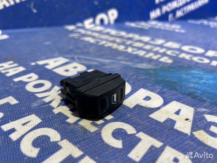 Кнопка стеклоподъемника Citroen Xsara лифтбэк 1998