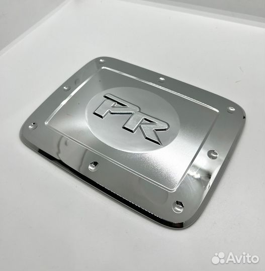 Накладка на крышку бензобака Kia Rio 2009