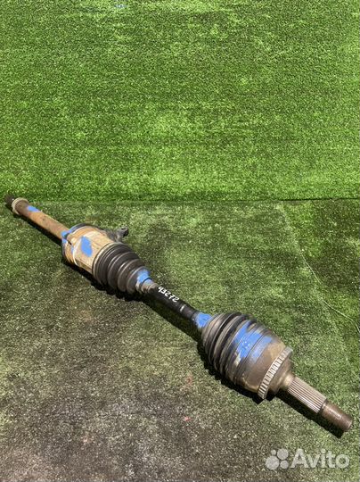 Привод правый nissan serena C24,QR20