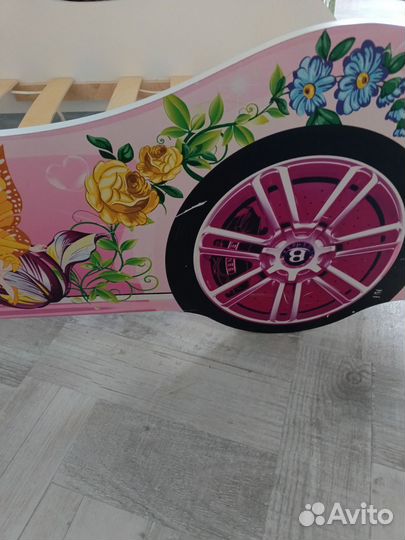 Кровать машина детская