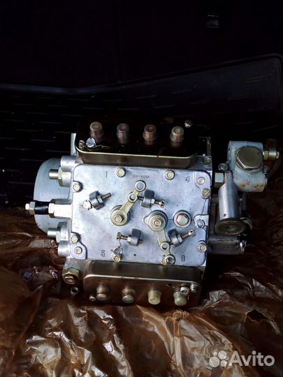 Топливный насос высокого давления 33-02