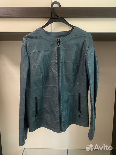 Кожаная куртка женская