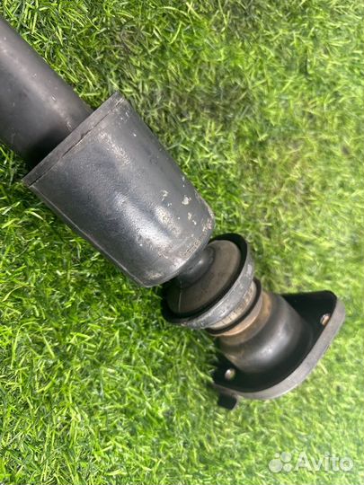 Амортизатор задний Infiniti Fx45 S50 VK45DE 2002Г