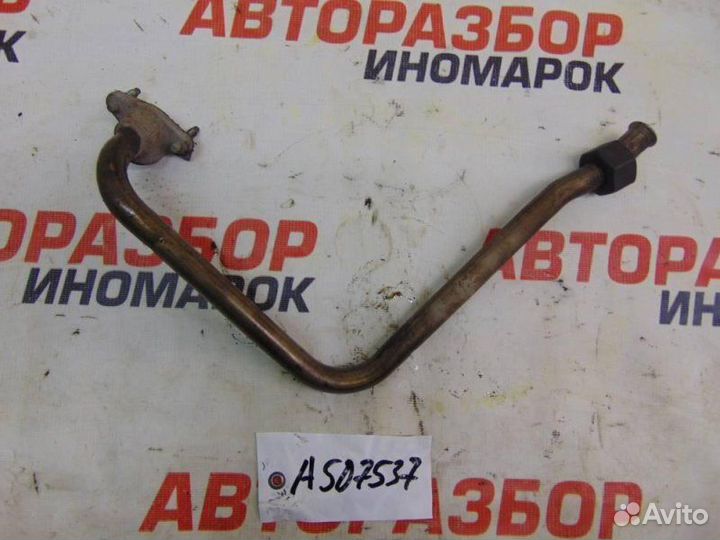 Патрубок рециркуляции отработанных газов Nissan