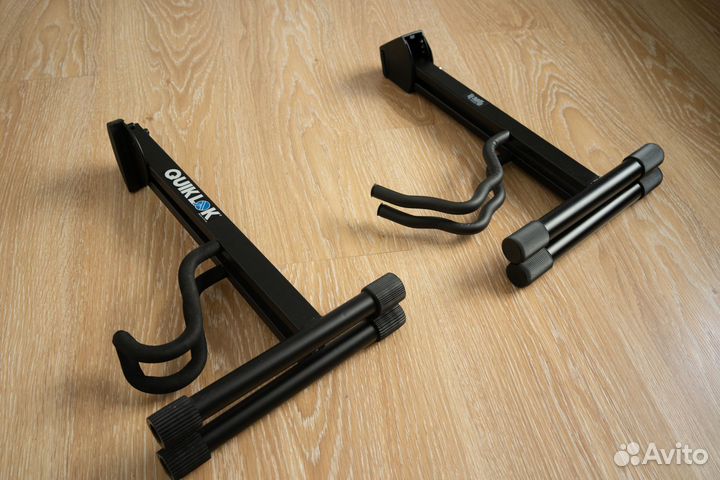 Стойка для гитары