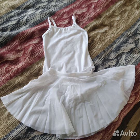 Купальник гимнастический белый 134